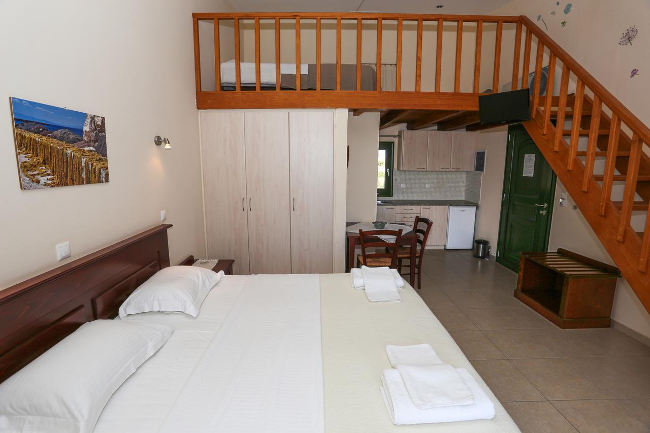 Irides Aparthotel Souvala Exterior foto