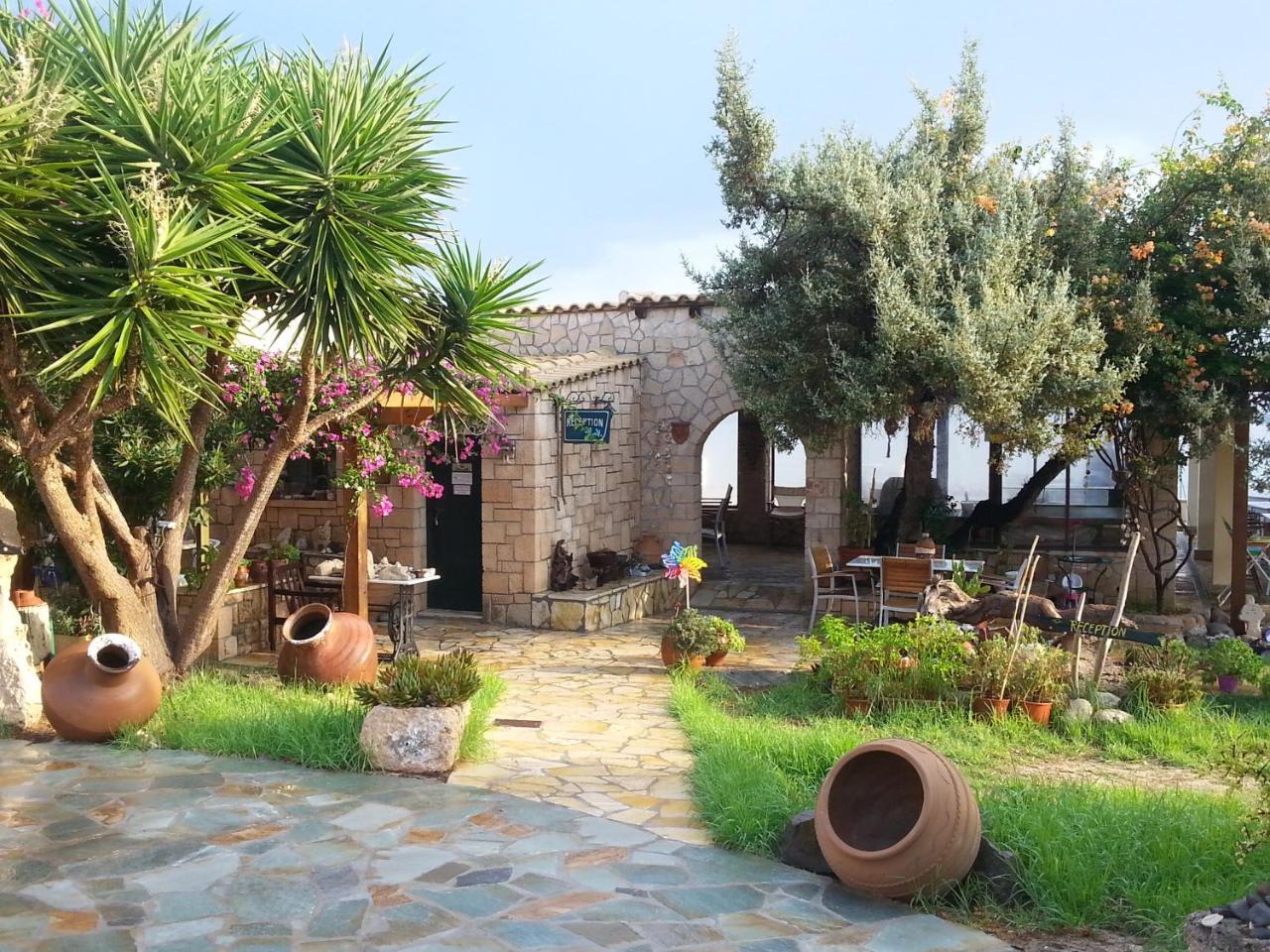 Irides Aparthotel Souvala Exterior foto