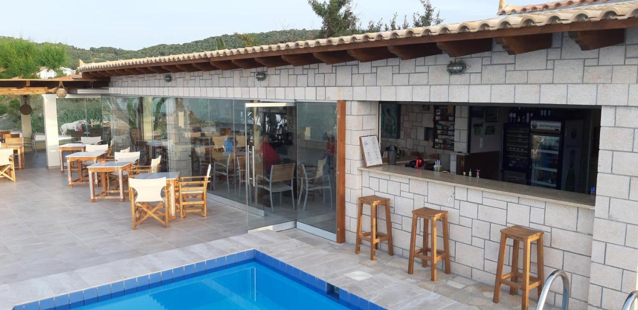 Irides Aparthotel Souvala Exterior foto